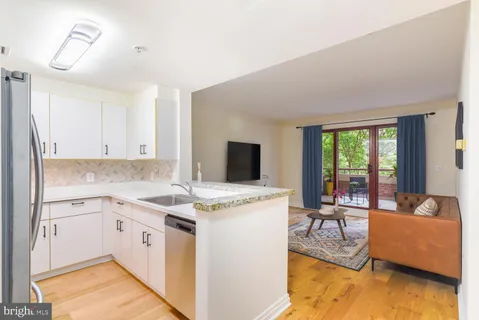 $400,000 | 2301 N Street Northwest, Unit 312, Washington, DC 20037