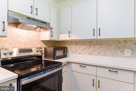 $400,000 | 2301 N Street Northwest, Unit 312, Washington, DC 20037