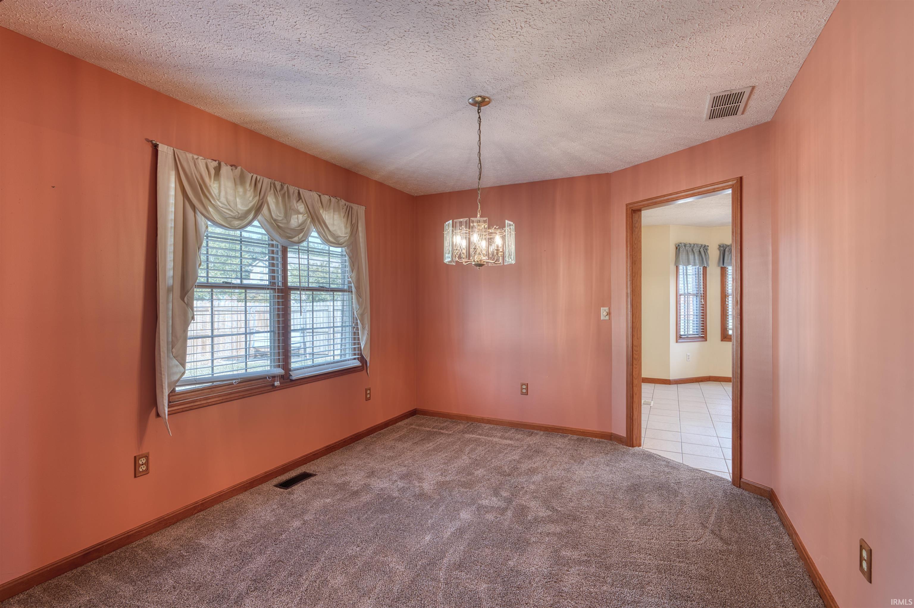 6655 Oak View Court Newburgh, IN 47630 - Photo 11 of 34