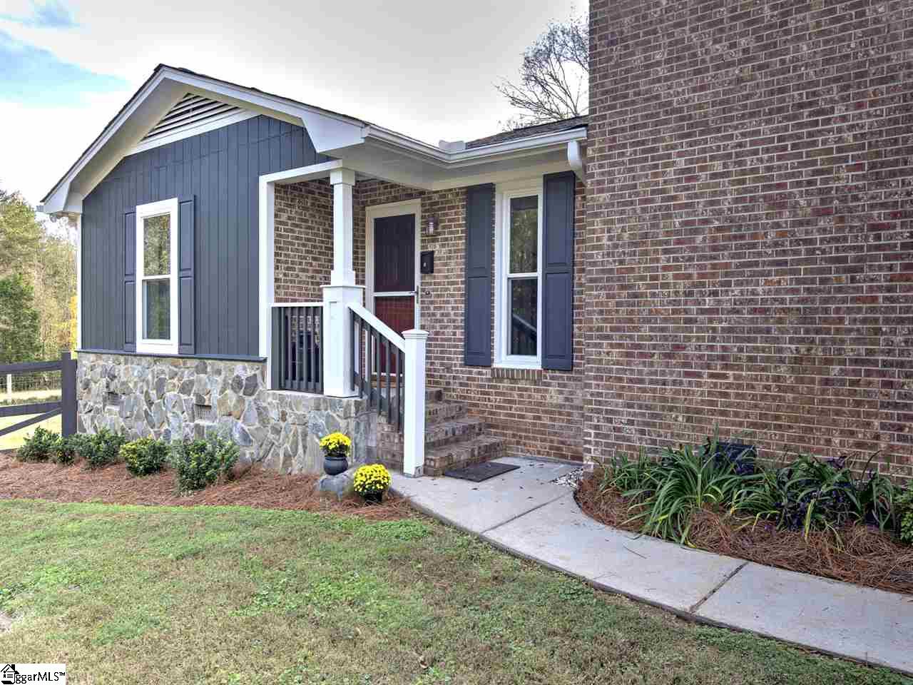 55 Arnold Branch Road Woodruff, SC 29388 - Photo 4 of 36 Come explore convenient location. Escape subdivision life and still an easy commute.
