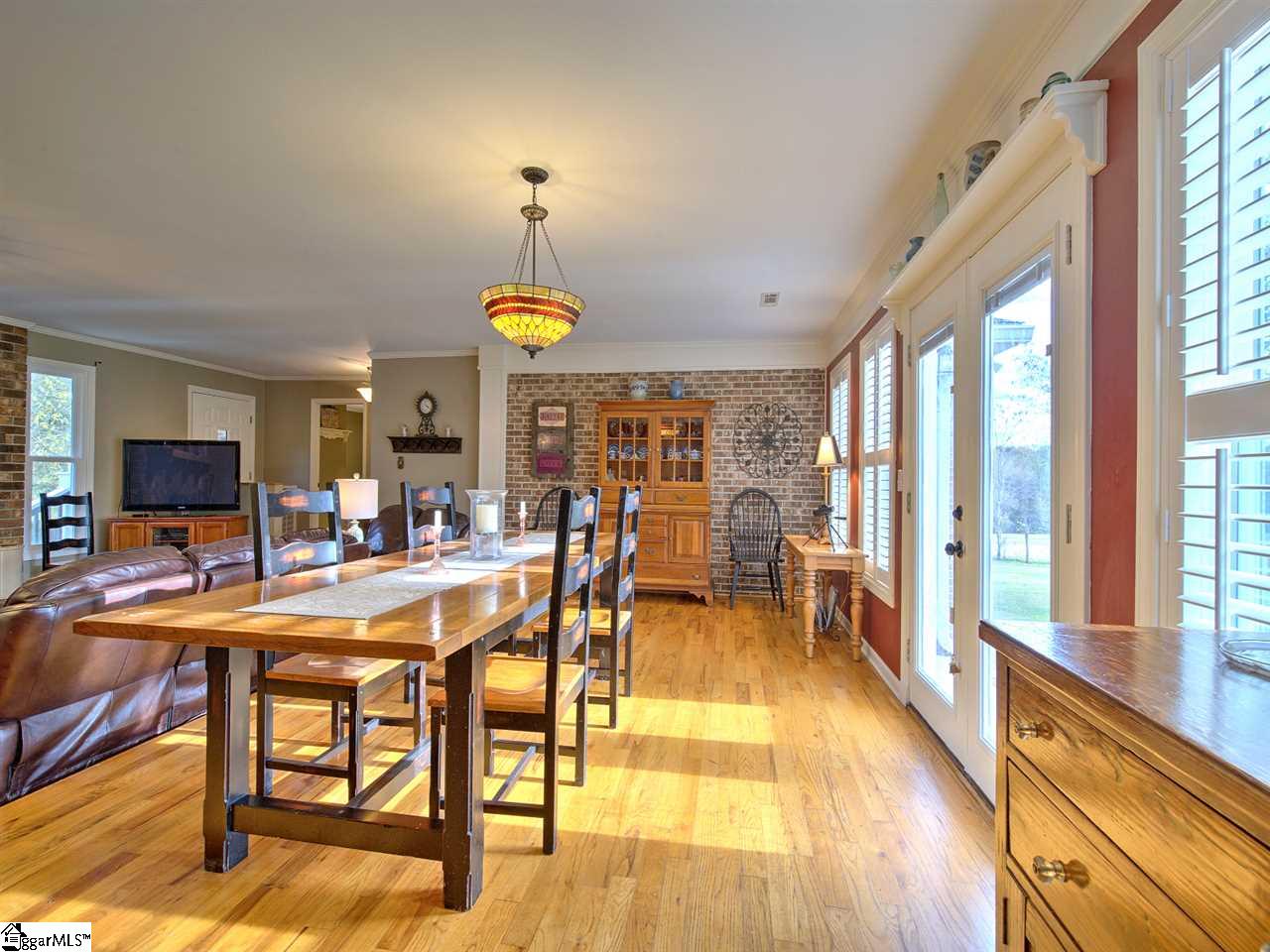 55 Arnold Branch Road Woodruff, SC 29388 - Photo 8 of 36