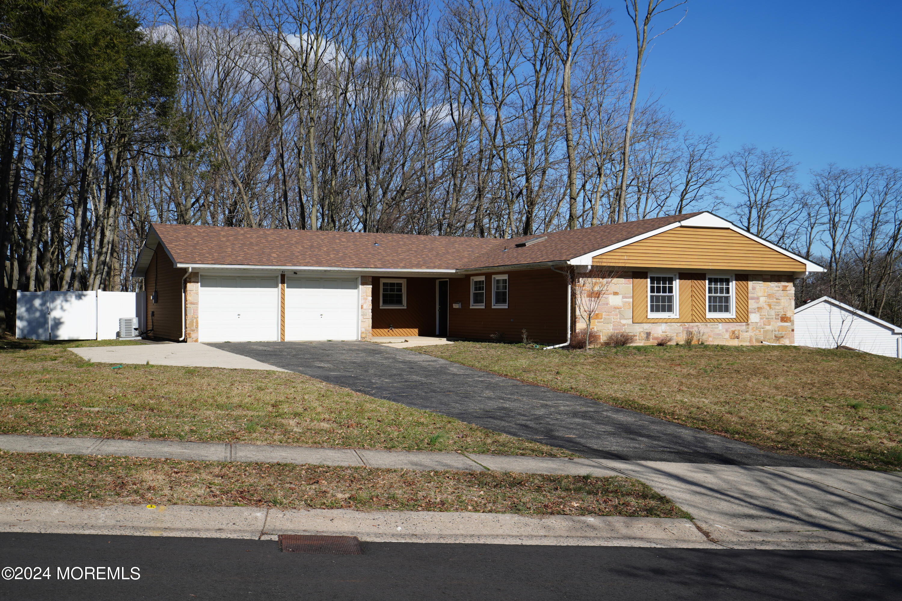 31 Innerhill Lane Aberdeen, NJ 07747 - Photo 35 of 39 DSC01868 copy