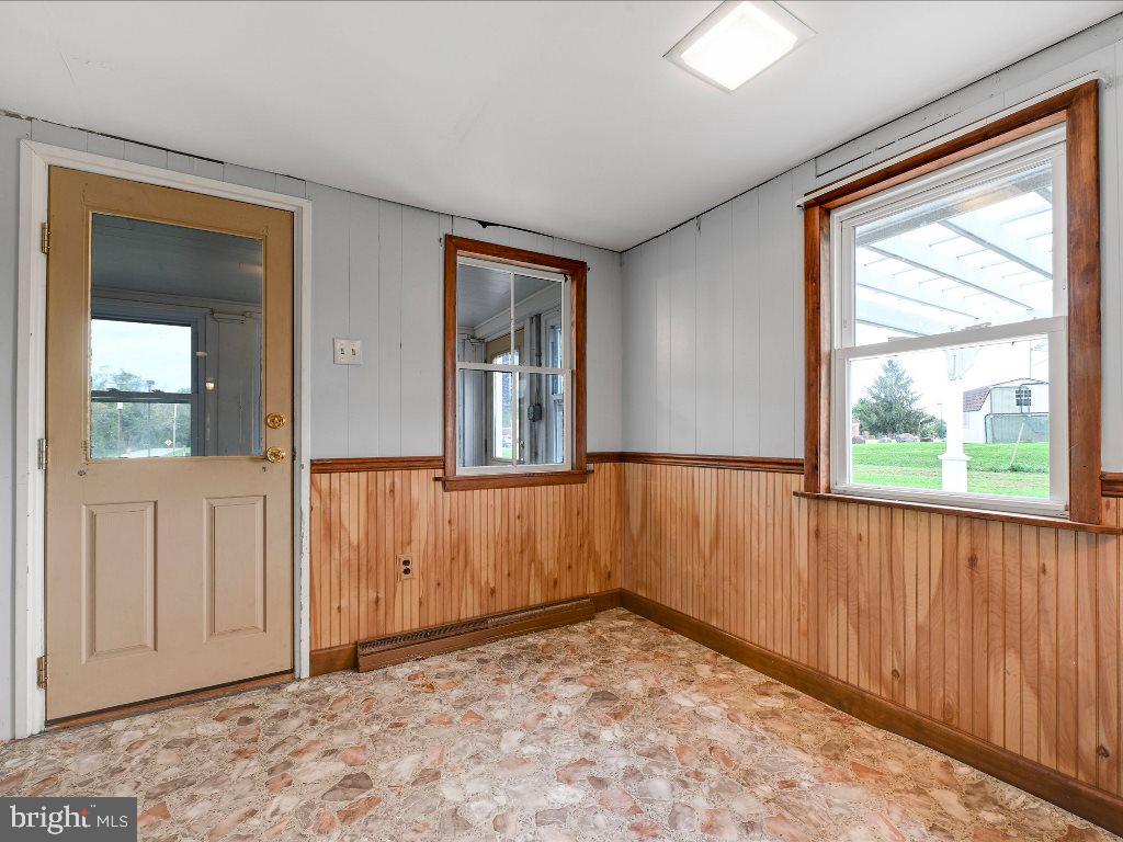380 Cassel Road Manchester, PA 17345 - Photo 15 of 39 Gallery Image 15