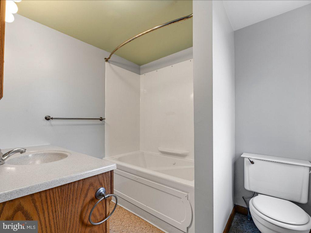 380 Cassel Road Manchester, PA 17345 - Photo 20 of 39 Gallery Image 20
