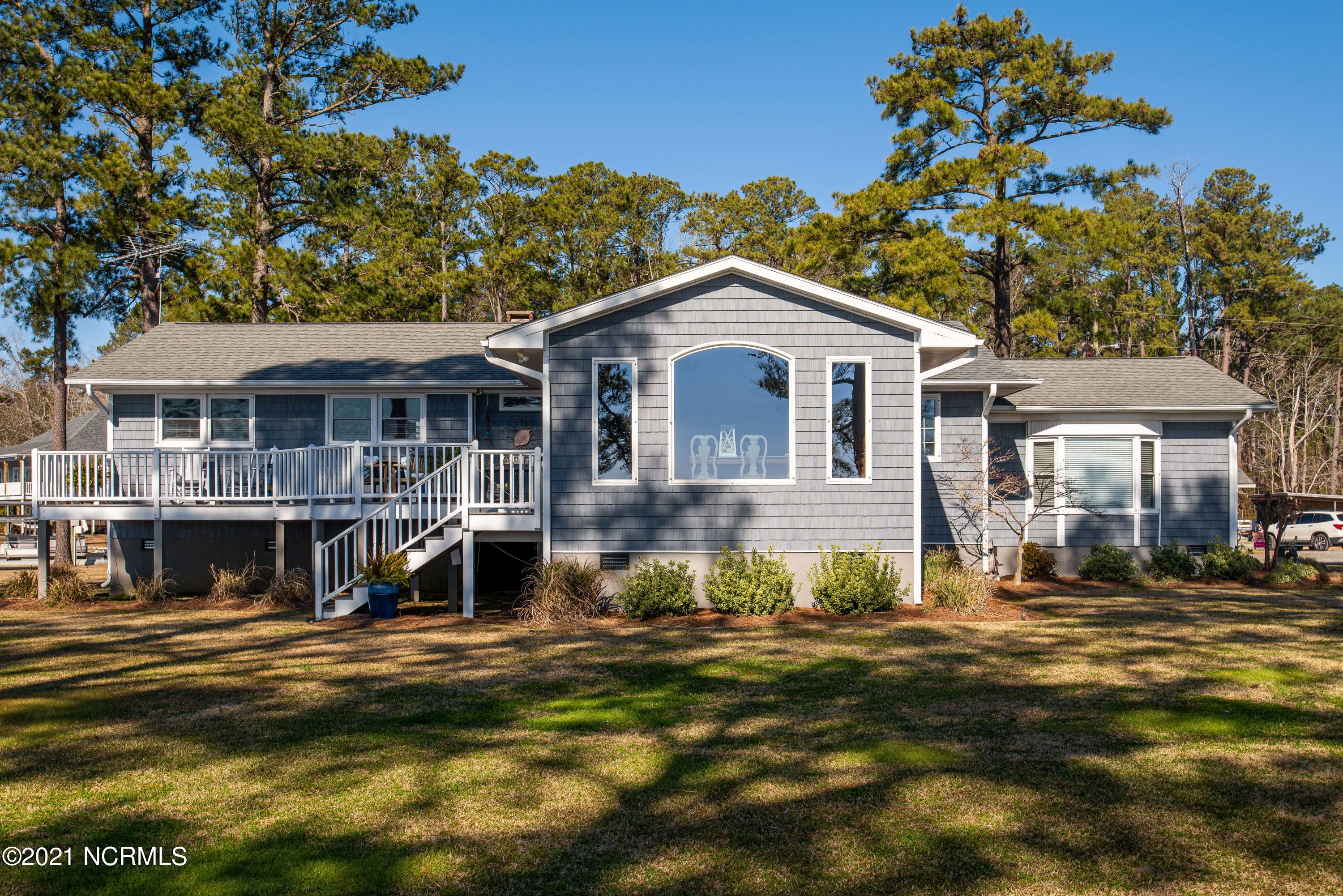 747 Harper Road Bayboro, NC 28515 - Photo 1 of 85 747 Harper Road-1