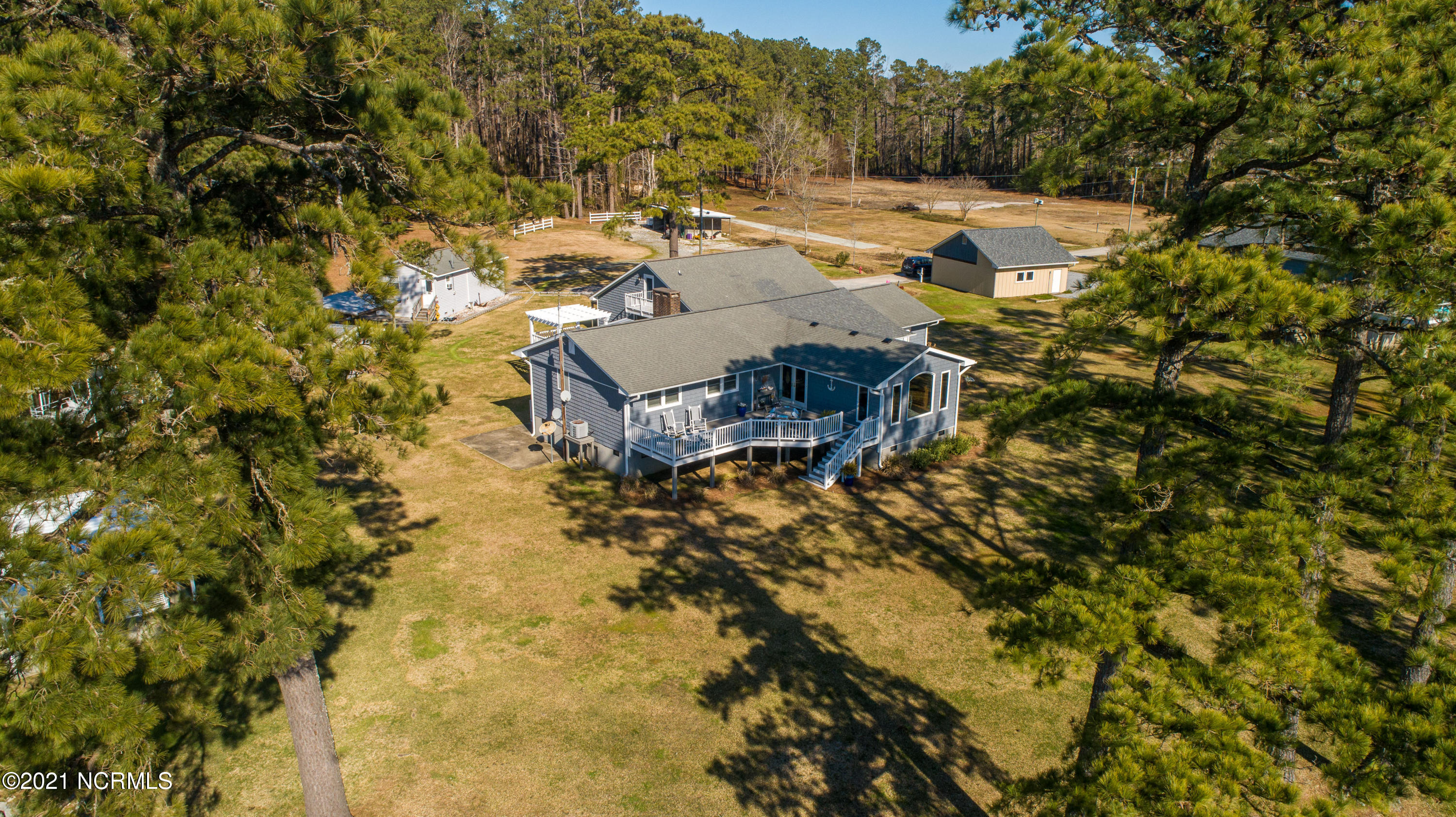 747 Harper Road Bayboro, NC 28515 - Photo 23 of 85 747 Harper Road-19