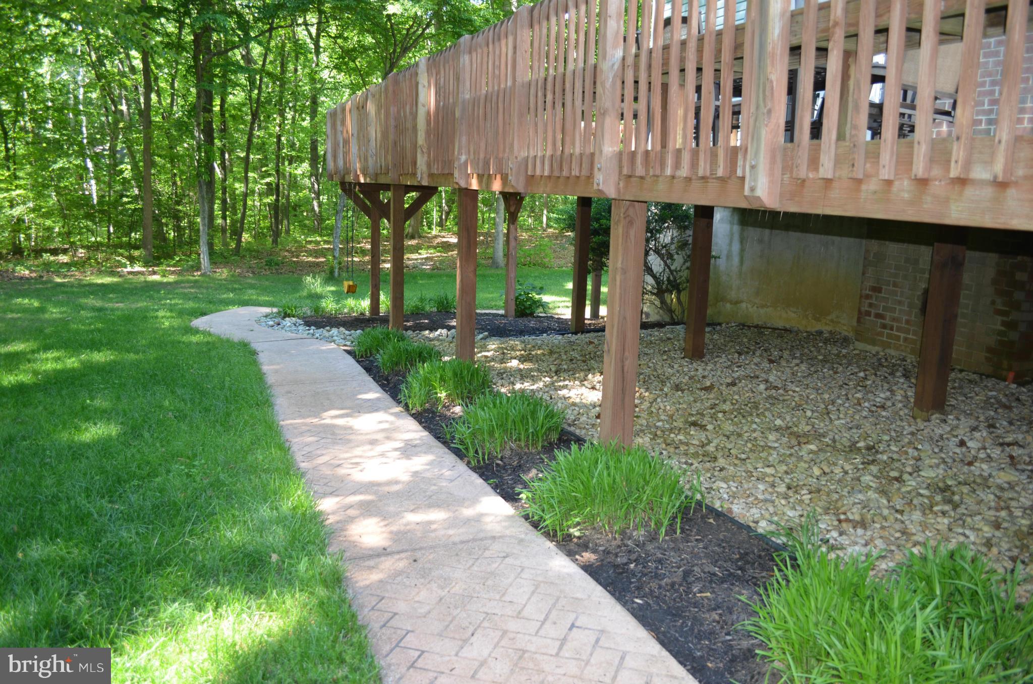 2824 Fennel Road Edgewater, MD 21037 - Photo 15 of 28 Exterior (Rear)