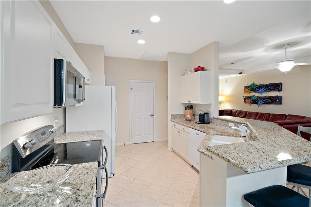 2371 Southwest Carriage Hill Terrace, Unit 202 Palm City, FL 34990 - Photo 4 of 32