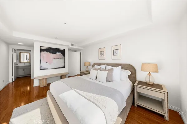 $3,500 | 335 South Sierra Madre Boulevard, Pasadena, CA 91107