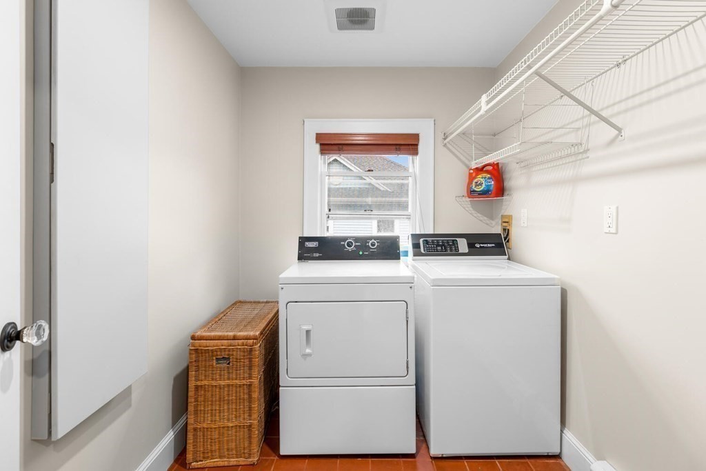 87 Whitney Road Medford, MA 02155 - Photo 33 of 42 Gallery Image 33