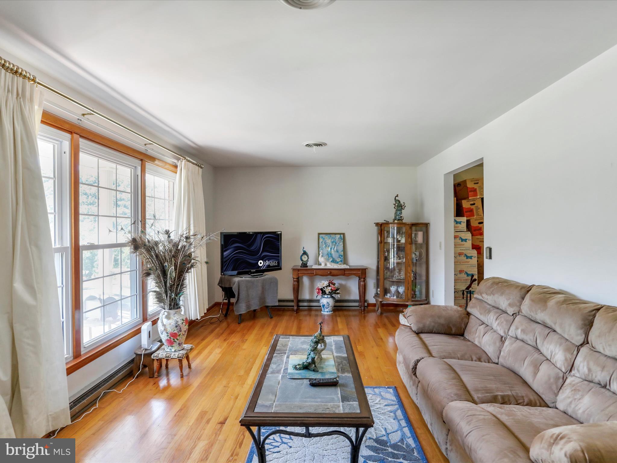 12114 Vale Summit Road Southwest Frostburg, MD 21532 - Photo 5 of 35