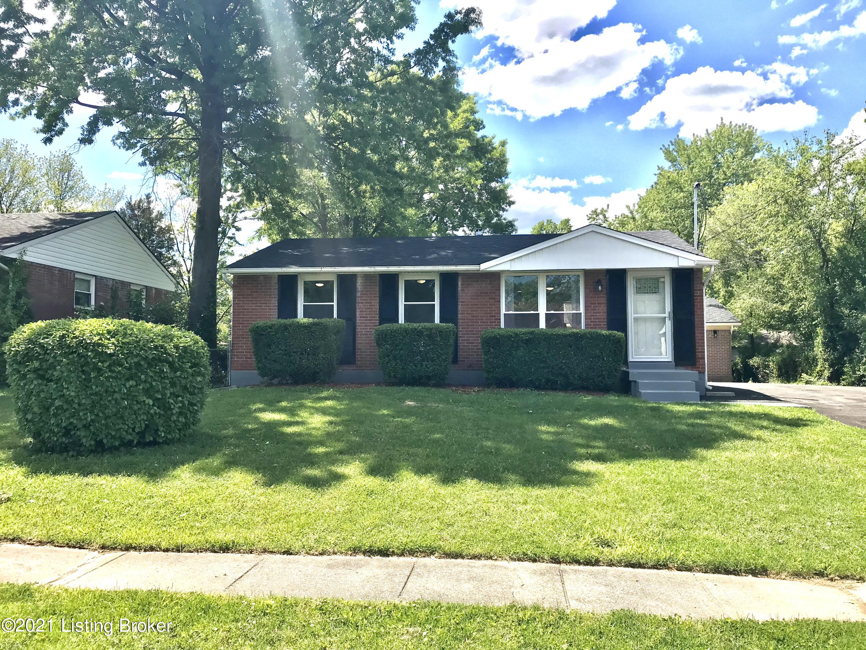 5108 Red Fern Road Louisville, KY 40218 - Photo 2 of 34 IMG-3078