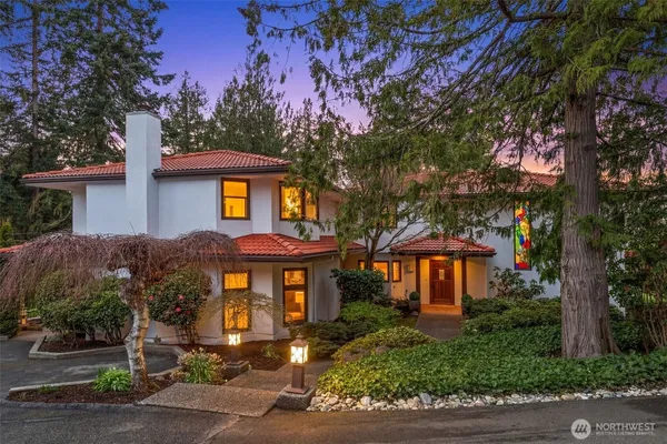 $2,950,000 | 5601 43rd Avenue West, Seattle, WA 98199