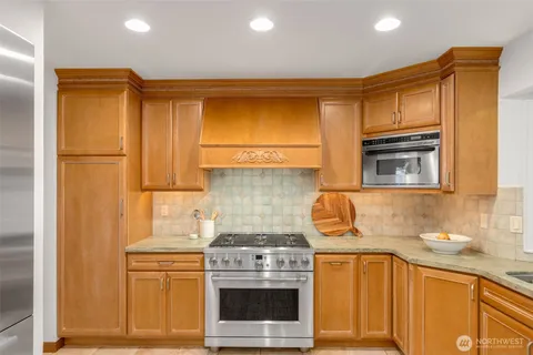 $2,950,000 | 5601 43rd Avenue West, Seattle, WA 98199