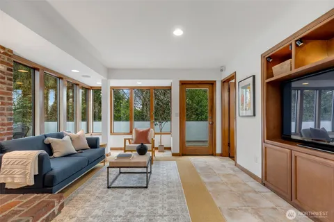 $2,950,000 | 5601 43rd Avenue West, Seattle, WA 98199