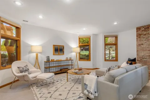 $2,950,000 | 5601 43rd Avenue West, Seattle, WA 98199