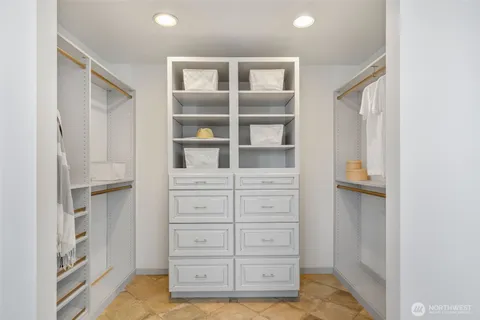 $2,950,000 | 5601 43rd Avenue West, Seattle, WA 98199