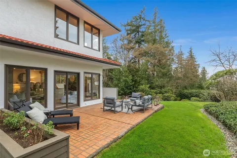 $2,950,000 | 5601 43rd Avenue West, Seattle, WA 98199