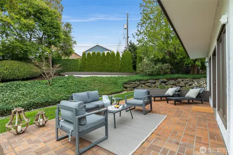 $2,950,000 | 5601 43rd Avenue West, Seattle, WA 98199