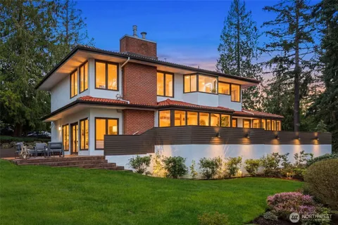 $2,950,000 | 5601 43rd Avenue West, Seattle, WA 98199