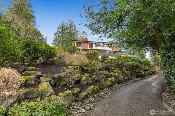 $2,950,000 | 5601 43rd Avenue West, Seattle, WA 98199