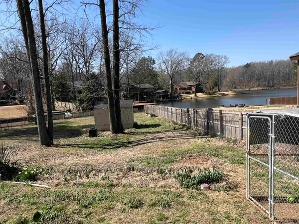 $329,500 | 3953 Otter Drive, Memphis, TN 38128