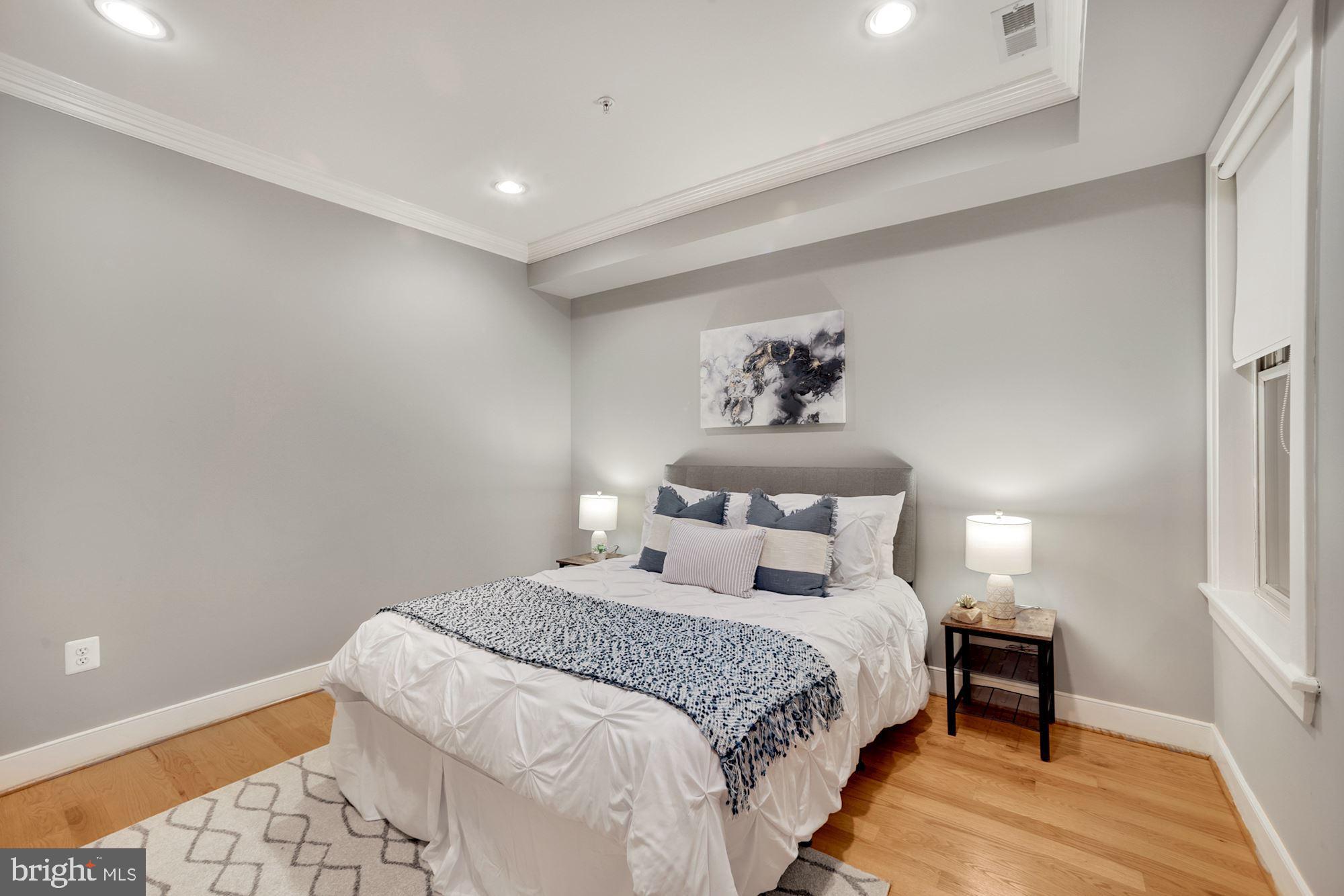 2448 Ontario Road Northwest, Unit 2 Washington, DC 20009 - Photo 20 of 25
