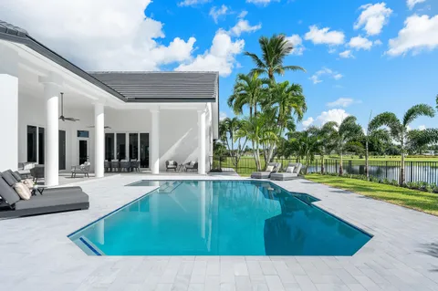 $2,950,000 | 100 Glenbrook Court, Atlantis, FL 33462