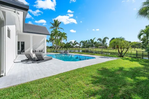 $2,950,000 | 100 Glenbrook Court, Atlantis, FL 33462