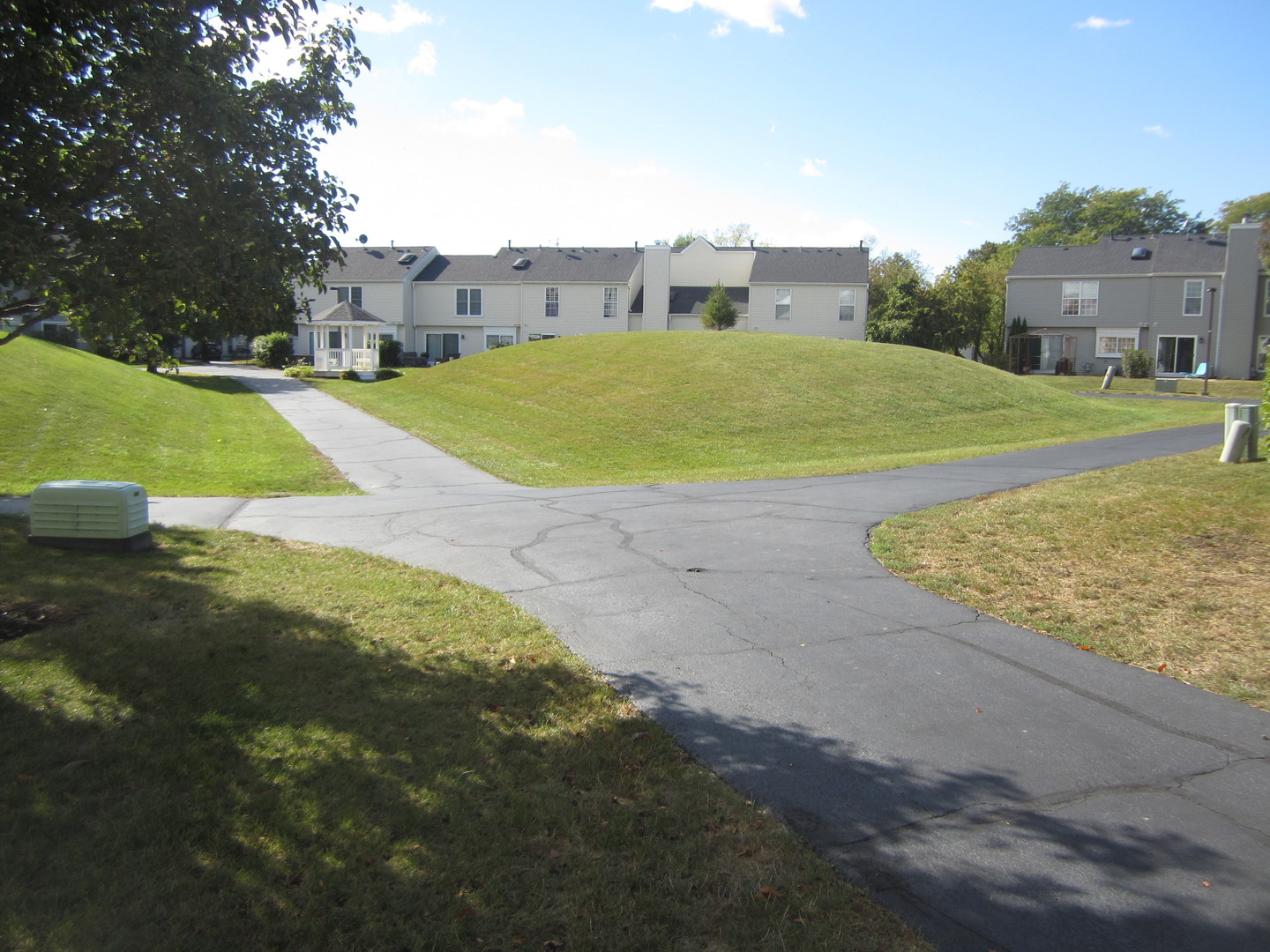 28 North Oltendorf Road Streamwood, IL 60107 - Photo 11 of 11 a view of outdoor space yard and patio