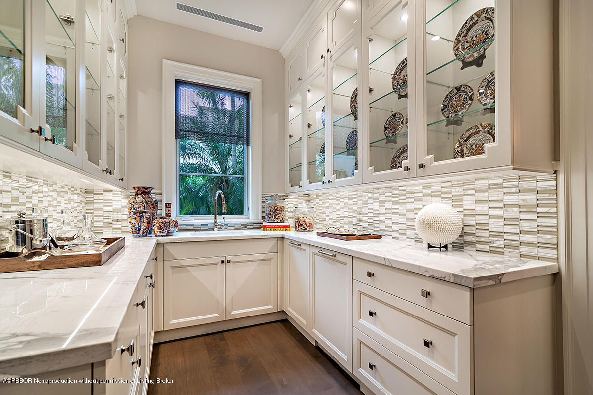8 Golfview Road Palm Beach, FL 33480 - Photo 27 of 61 8golfview-21