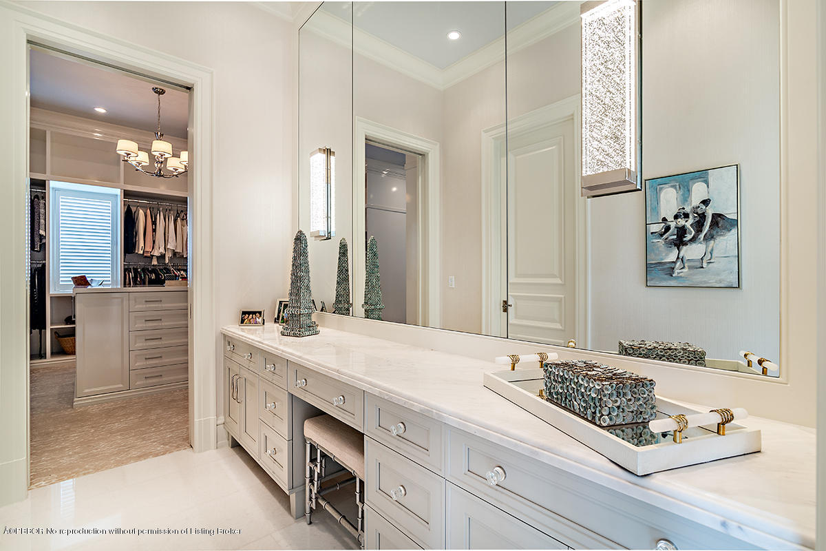 8 Golfview Road Palm Beach, FL 33480 - Photo 31 of 61 8golfview-28