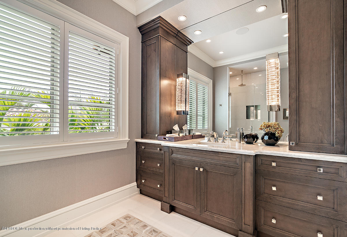 8 Golfview Road Palm Beach, FL 33480 - Photo 33 of 61 8golfview-30
