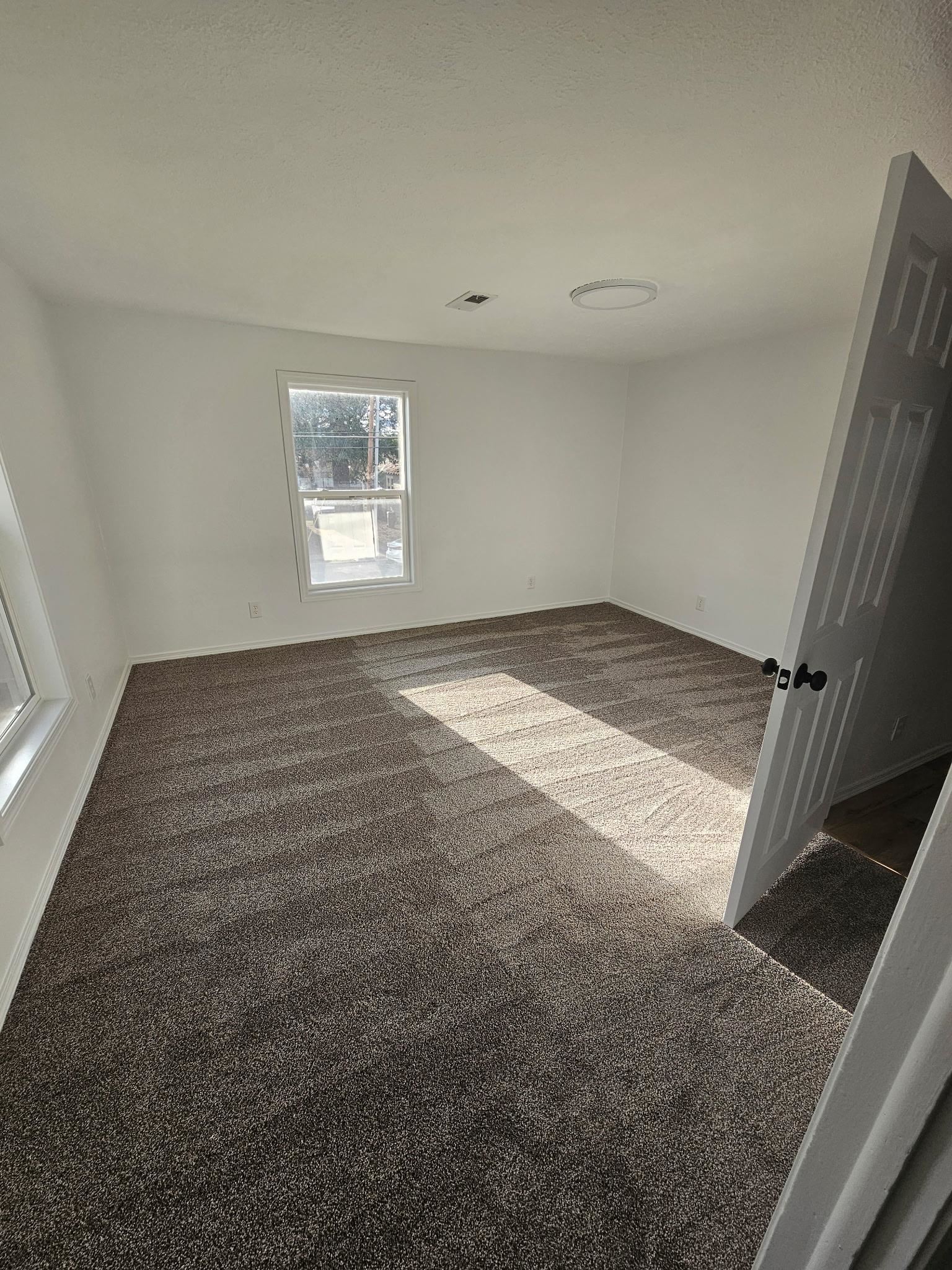 323 South Pittsburg Street Spokane, WA 99202 - Photo 4 of 11