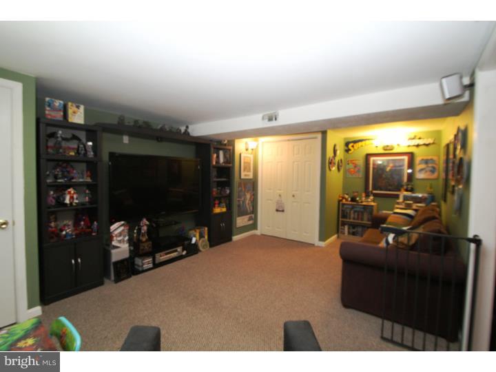 1119 Chesworth Road Philadelphia, PA 19115 - Photo 22 of 25