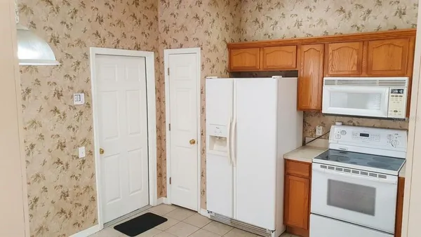 $325,000 | 7827 66th Way North, Pinellas Park, FL 33781