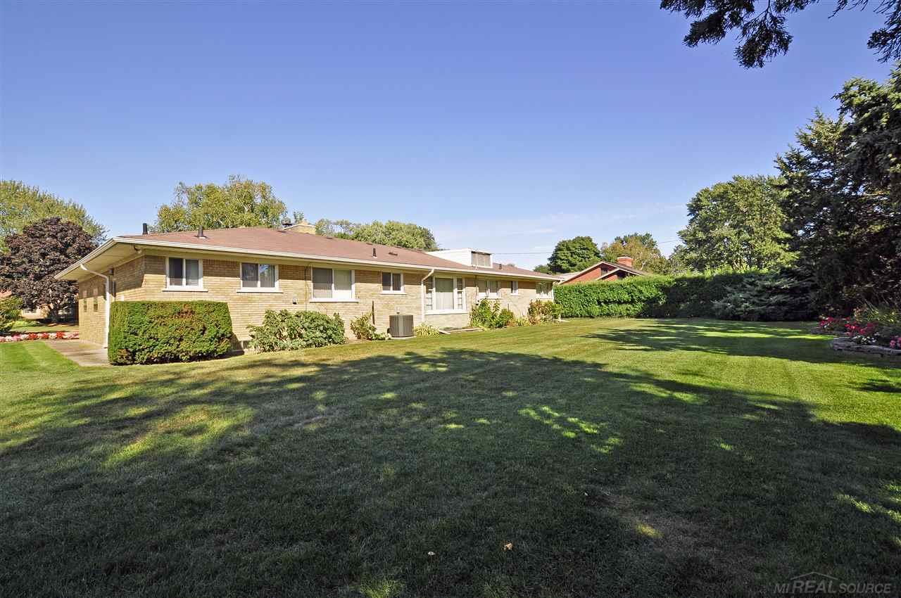 41 Willison Road Grosse Pointe Shores, MI 48236 - Photo 30 of 34