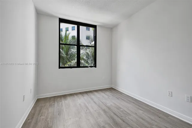 $675,000 | 888 Douglas Road, Unit 304, Coral Gables, FL 33134