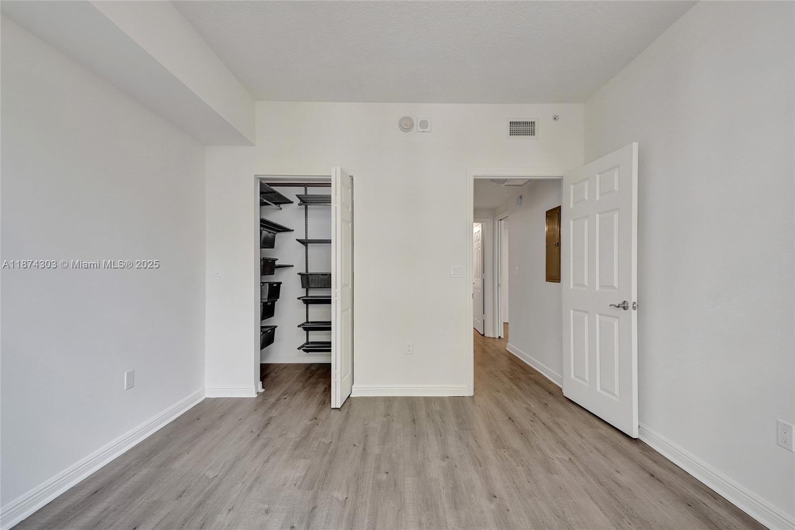 888 Douglas Road, Unit 304 Coral Gables, FL 33134 - Photo 40 of 54