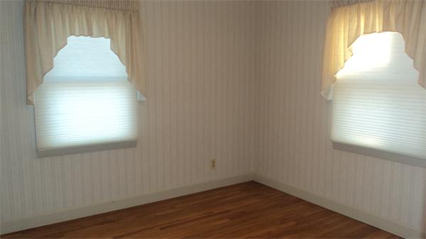 122 Garland Street Springfield, MA 01118 - Photo 5 of 9
