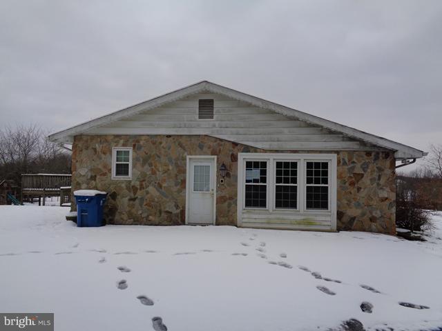 2335 Braddock Road Mount Airy, MD 21771 - Photo 4 of 24 EXTERIOR