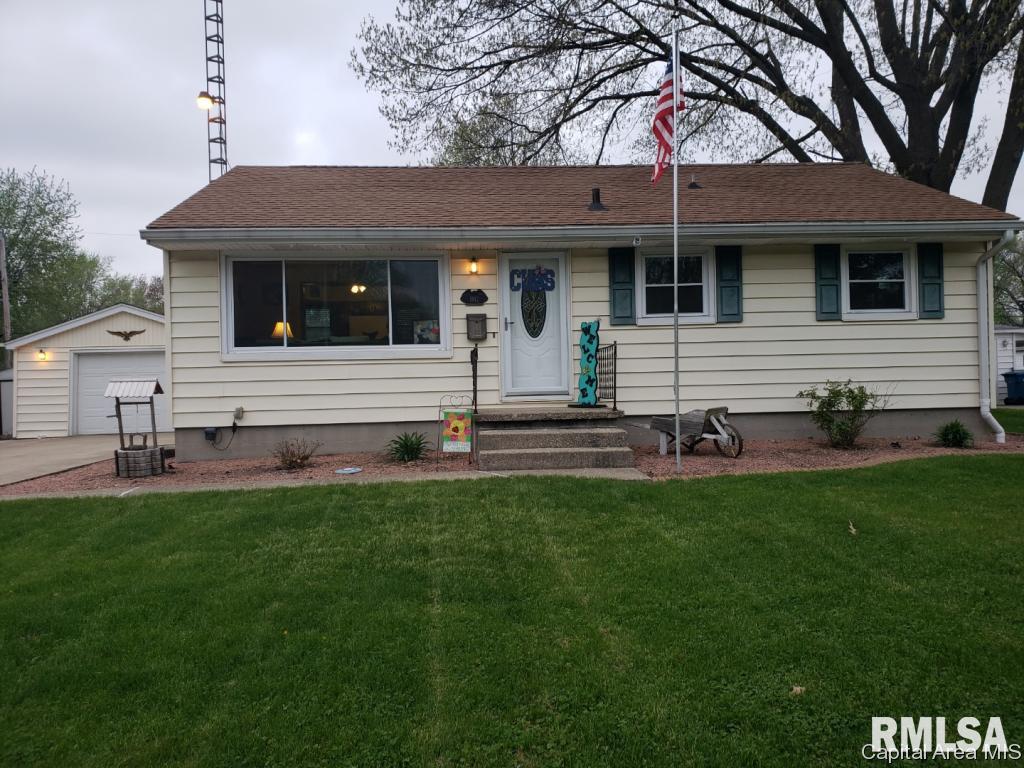 1842 Lee Street Springfield, IL 62703 - Photo 1 of 36 Gallery Image 1