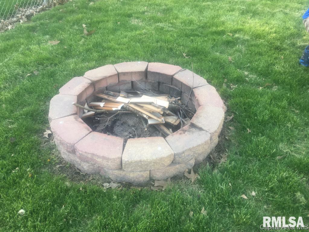 1842 Lee Street Springfield, IL 62703 - Photo 2 of 36 Gallery Image 2