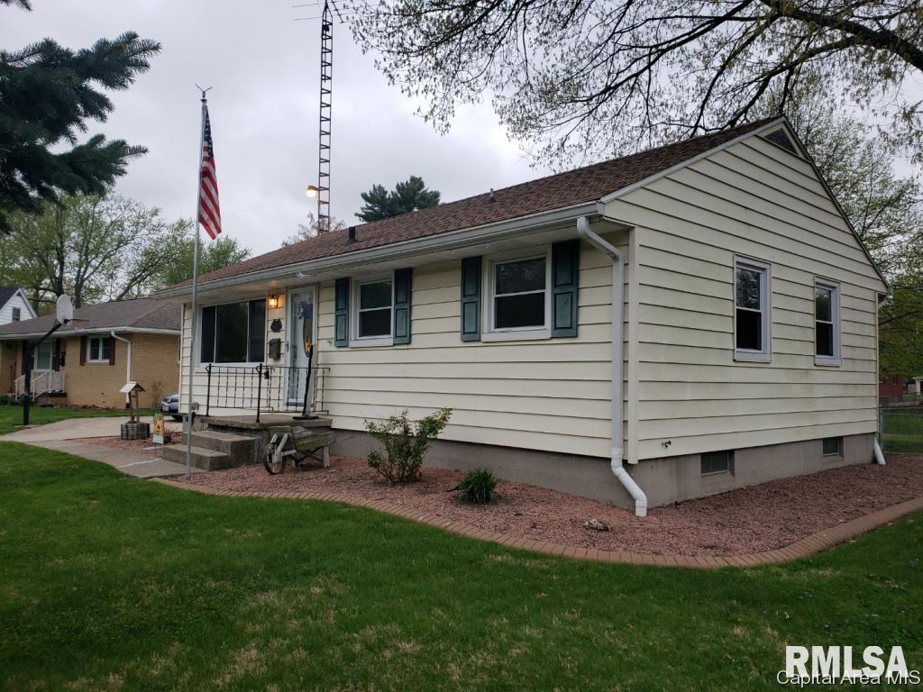 1842 Lee Street Springfield, IL 62703 - Photo 36 of 36 Gallery Image 36