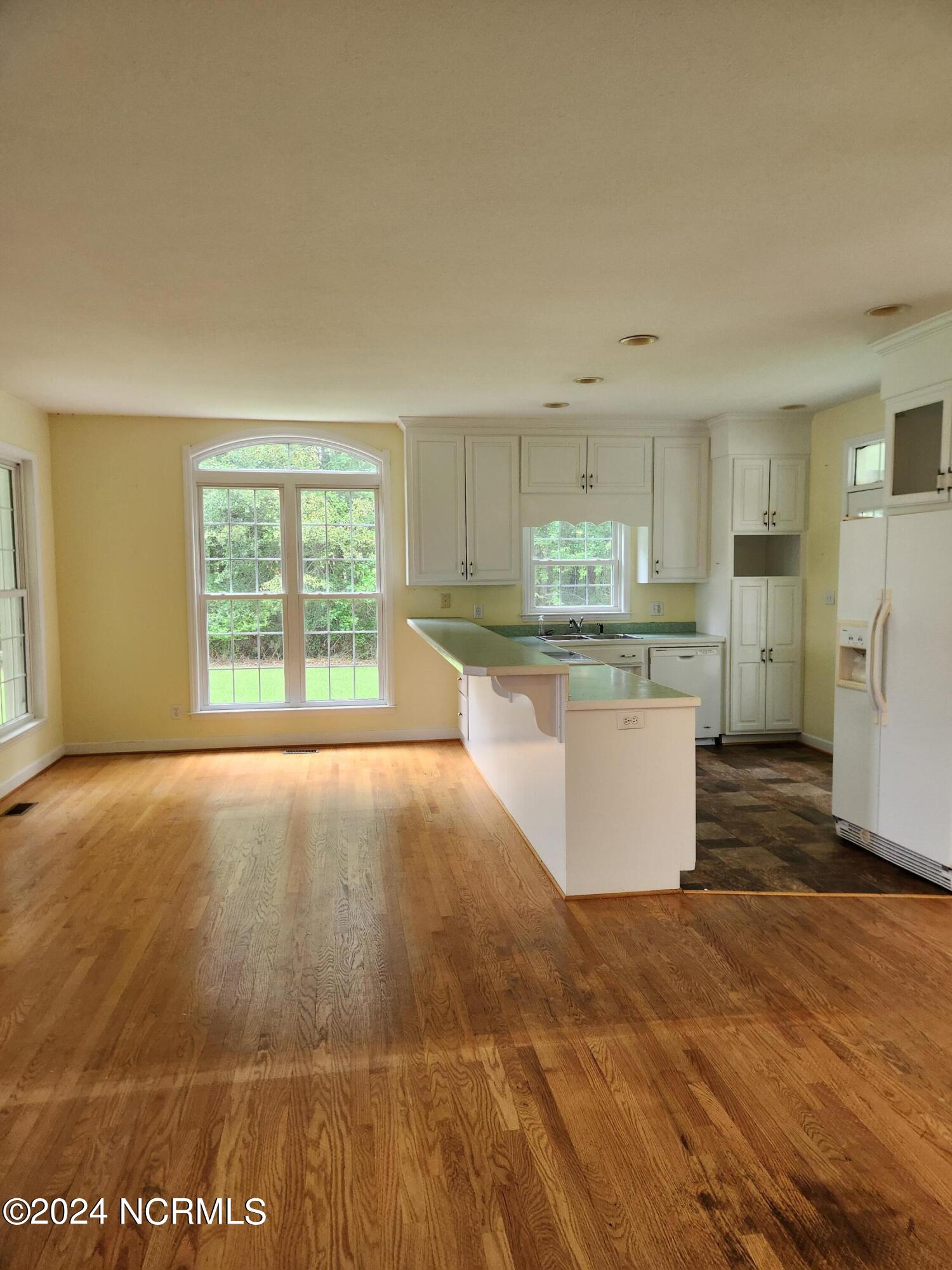 5815 Slatestone Road Washington, NC 27889 - Photo 6 of 26 20240810_101516