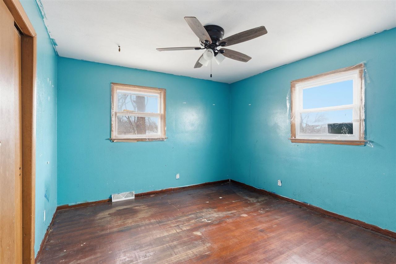 131 Red Wing Road Southwest Cedar Rapids, IA 52404 - Photo 10 of 24 Gallery Image 10