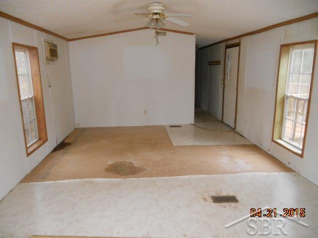 5576 West Bradford Road Shepherd, MI 48883 - Photo 4 of 12 31240067-3.JPG