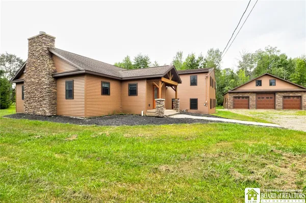 $595,000 | 5105 West Lake Road, Chautauqua, NY 14757