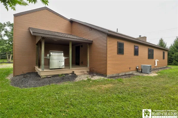 $595,000 | 5105 West Lake Road, Chautauqua, NY 14757