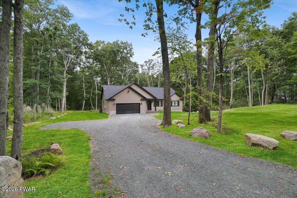 265 Oneida Way Milford, PA 18337 - Photo 4 of 44 Gallery Image 4